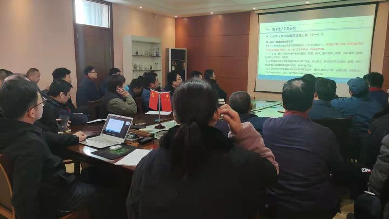 以下是一些在上海具有较高知名度和口碑的少儿编程品牌：