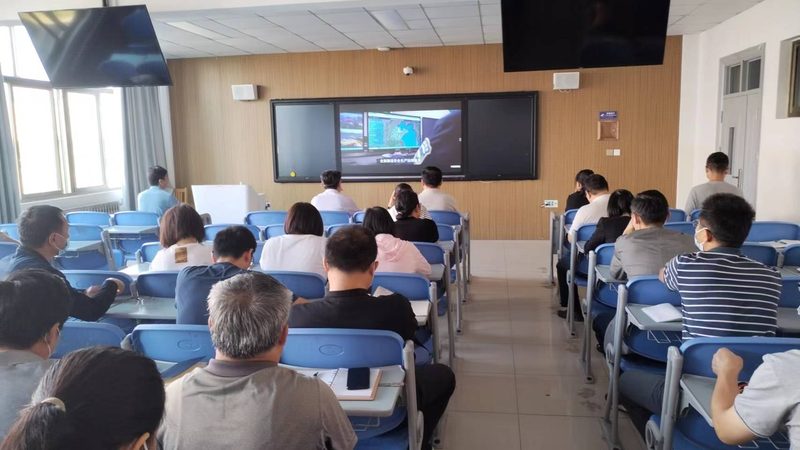 PLC与触摸屏编程入门，从基础到实践