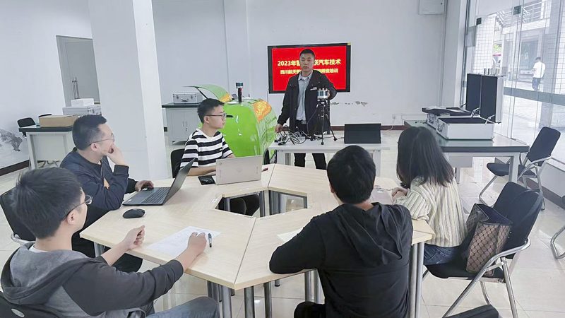 电工线上培训课程实战项目多吗